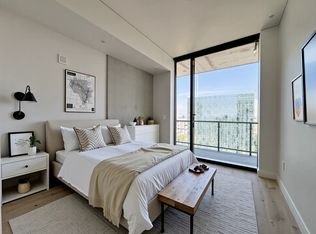610 Davis St #3210, Austin, TX 78701