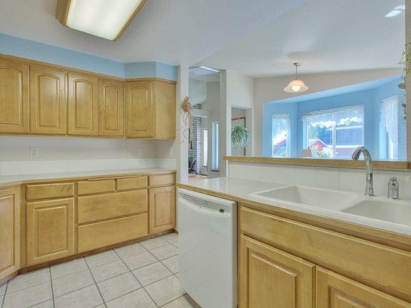 5th image of 14516 136th Street Ct E