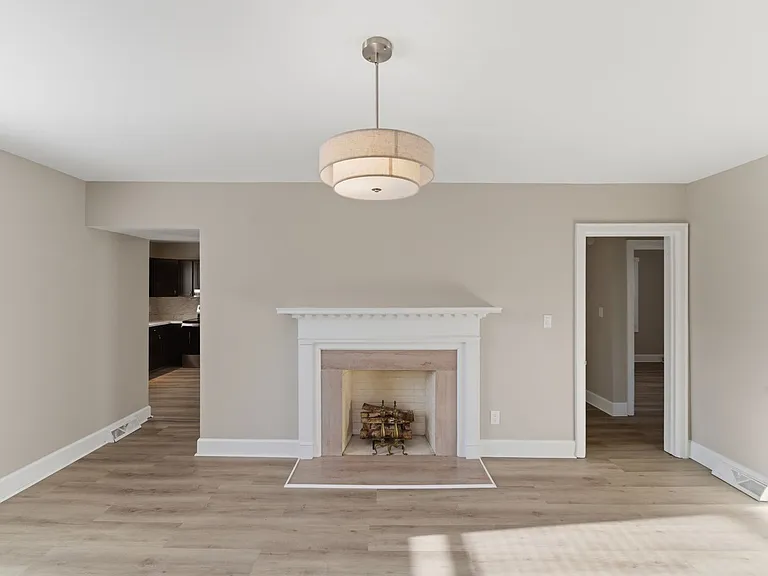 2405 Greenland Ave — Photo 14