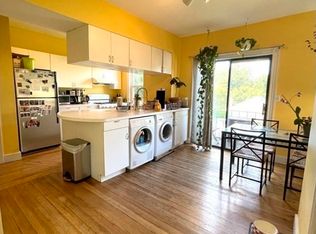 81 Francis St #6, Brookline, MA 02446