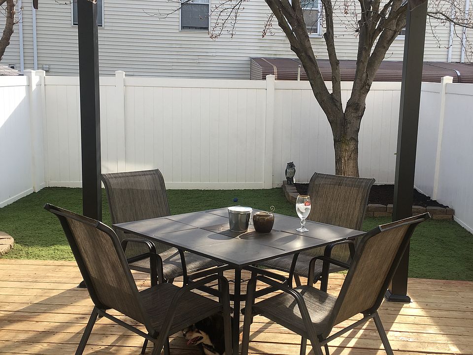 1st image of 10802 Pelle Cir W