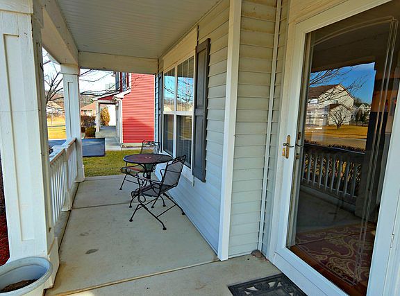 3rd image of 310 Martin Dr