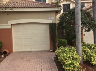 3833 Pond Apple Dr, Fort Lauderdale, FL 33332