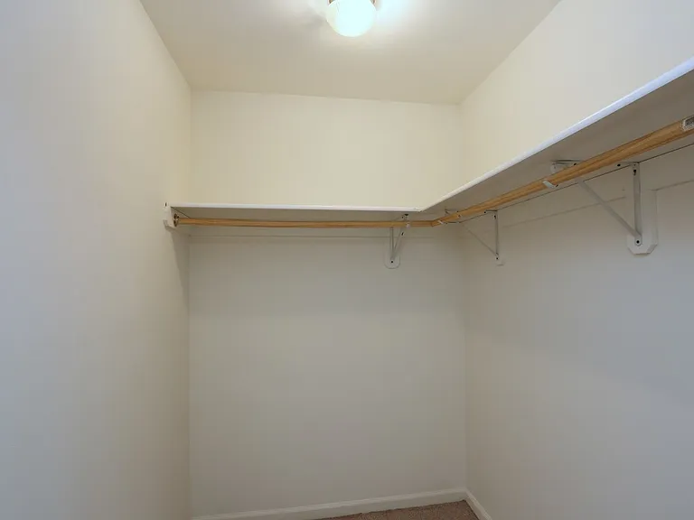 871 Burnham Dr — Photo 11