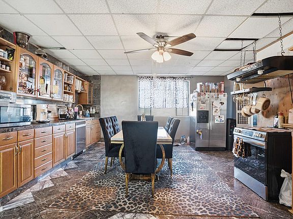 4th image of 511 3rd St