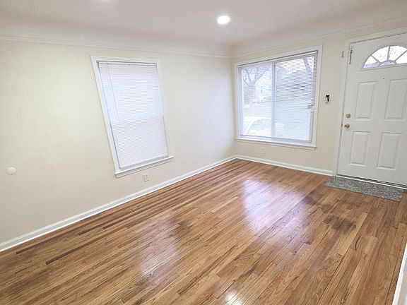 4th image of 6121 Horger St