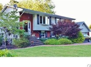 6413 Schantz Rd, Allentown, PA 18104