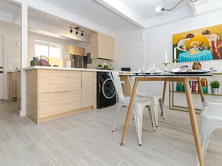 2232 Bellefontaine St #7 — Photo 4