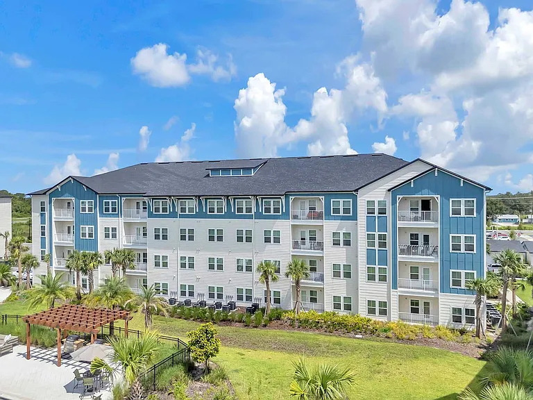 Trevesta Place Apartments general photo
