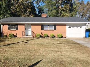 1406 Raeford Rd, Fayetteville, NC 28305