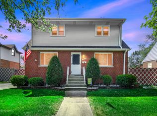 17632 Henry St, Lansing, IL 60438