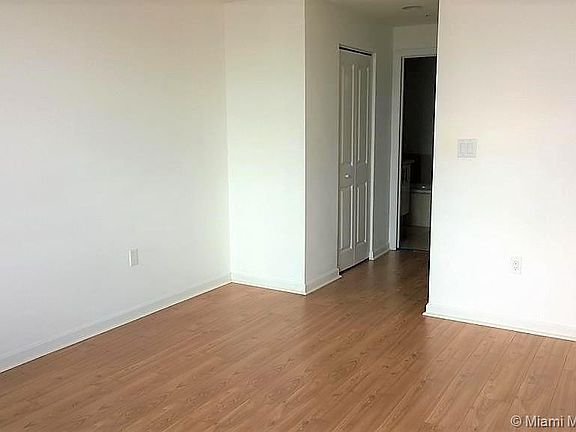 5th image of 7900 Harbor Island Dr APT 1022