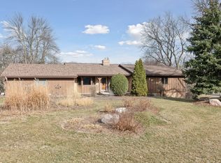 10339 Wildwood Cir, Bloomington, MN 55437