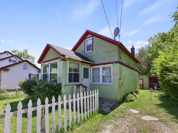68 Orchard St, Pittsfield, MA 01201