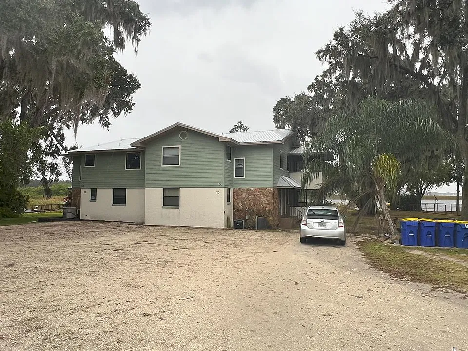 62 Crockett Rd