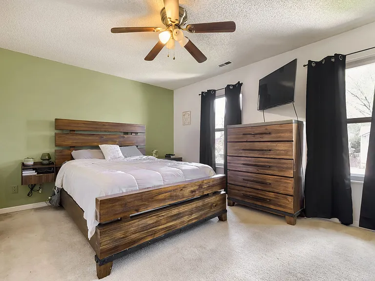 245 Lanfare Pl — Photo 10