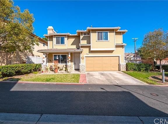 3rd image of 12101 Van Nuys Blvd Unit 1