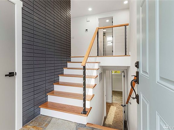 3rd image of 20613 5th Ave S