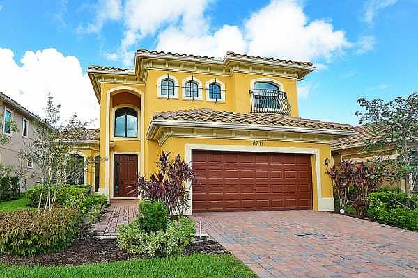 Home For Sale In Parkland Golf And Country Club