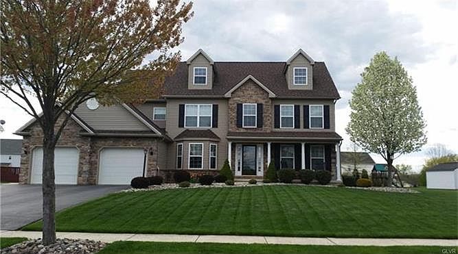 1st image of 2850 Lambert Ct