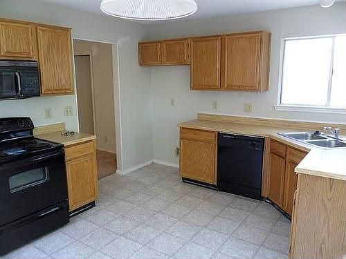 1st image of 2426 Mud Lake Dr