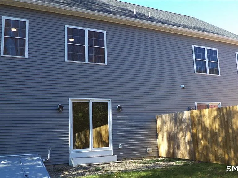 33 Maple Ave #B — Photo 5