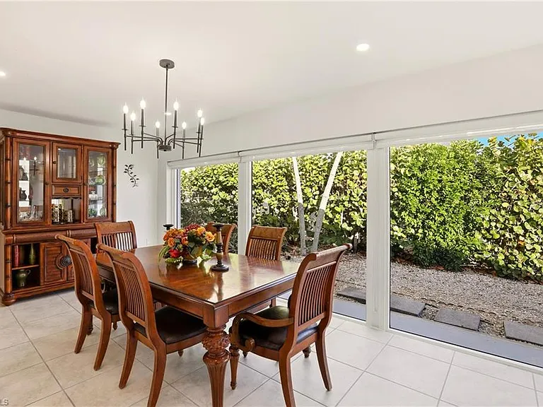 339 Landmark St — Photo 19