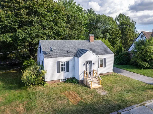 87 Gagne Street, Lewiston, ME 04240