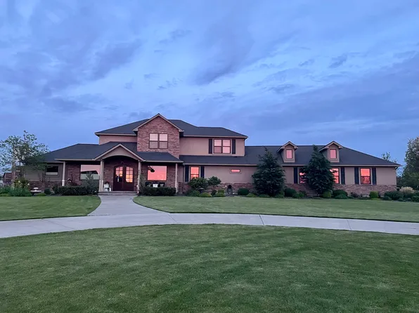 805 Betz Ln, Walla Walla, WA 99362