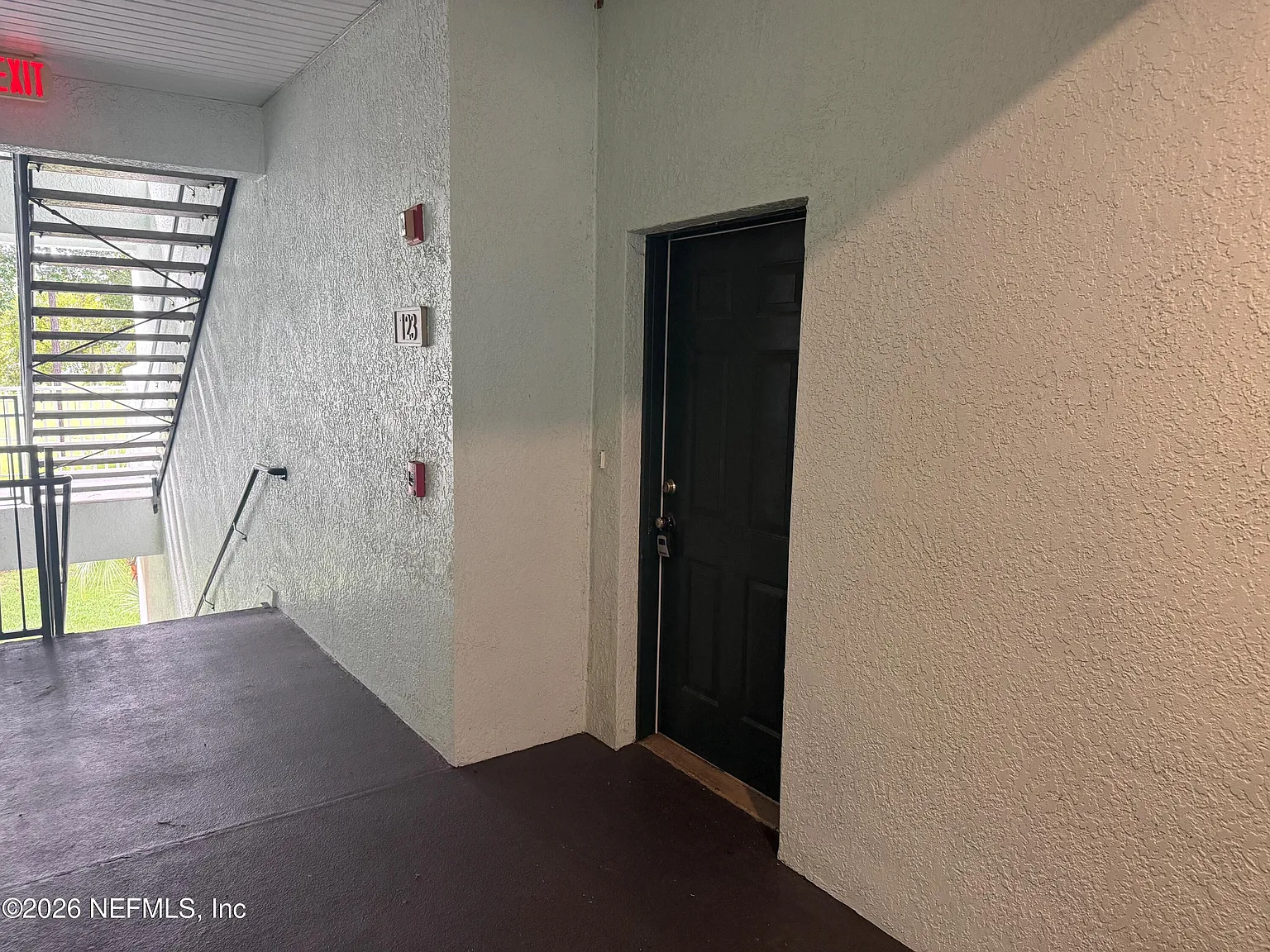 3 bed, 2.0 bath, 1496 sqft, $1,750 — Photo 4