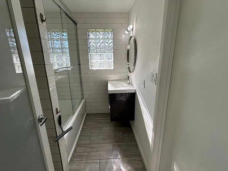6643 N 7th Dr — Photo 16