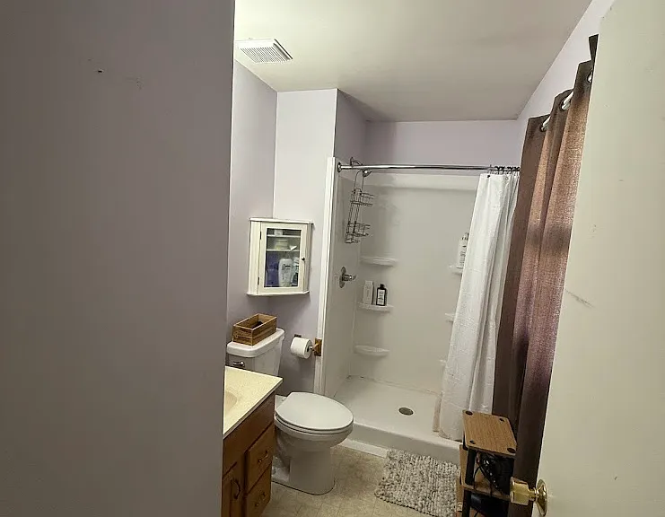 1703 W Freeman St — Photo 13