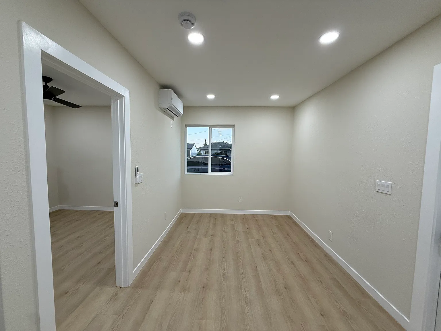 1 bed, 434 sqft, $2,500 — Photo 3