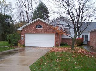 6269 Squire Lake Dr, Flushing, MI 48433