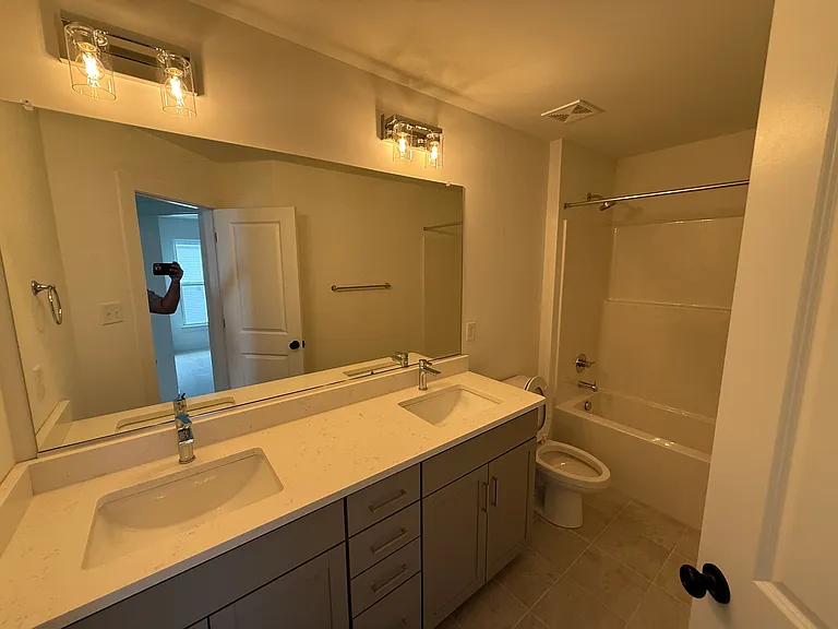 15330 Oasis Sun Aly #58 — Photo 8