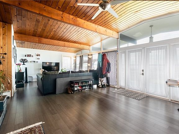 5th image of 8360 Birch Bay Dr