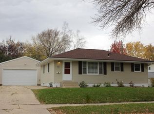 2403 13th Ave NW, Rochester, MN 55901