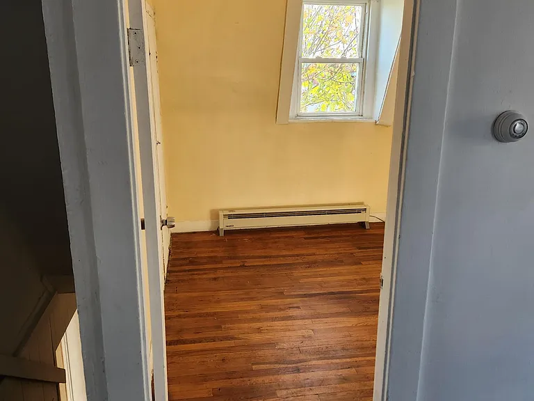23 Front St #2 — Photo 5