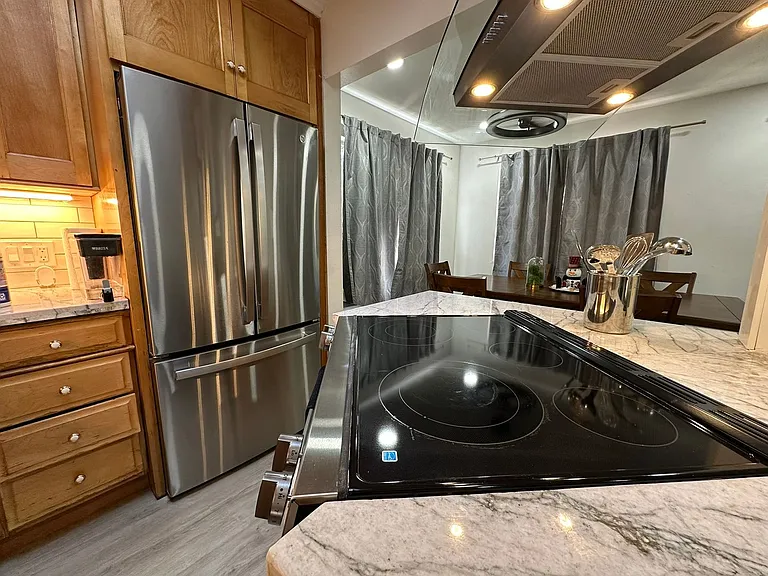 1083 Aspenwald Rd #A — Photo 26