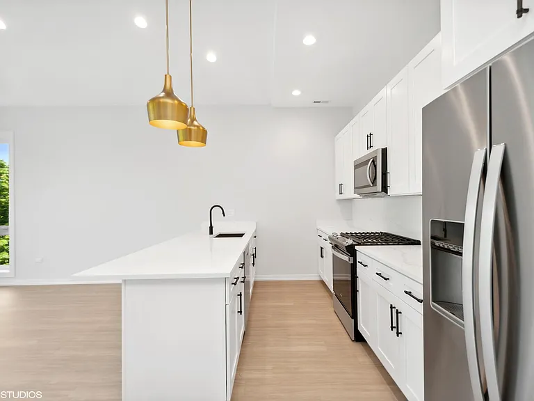 2707 W Washington Blvd #2 — Photo 6