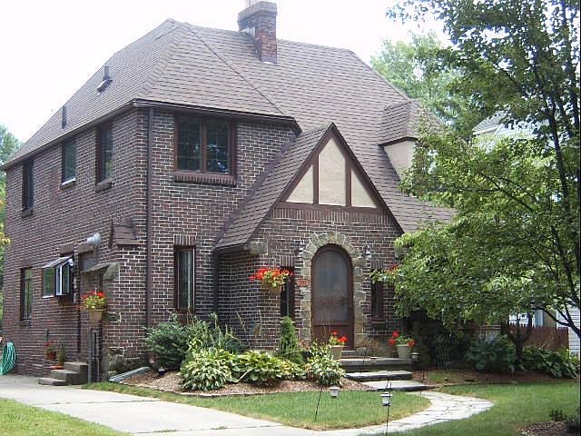 1st image of 2352 Middlesex Dr