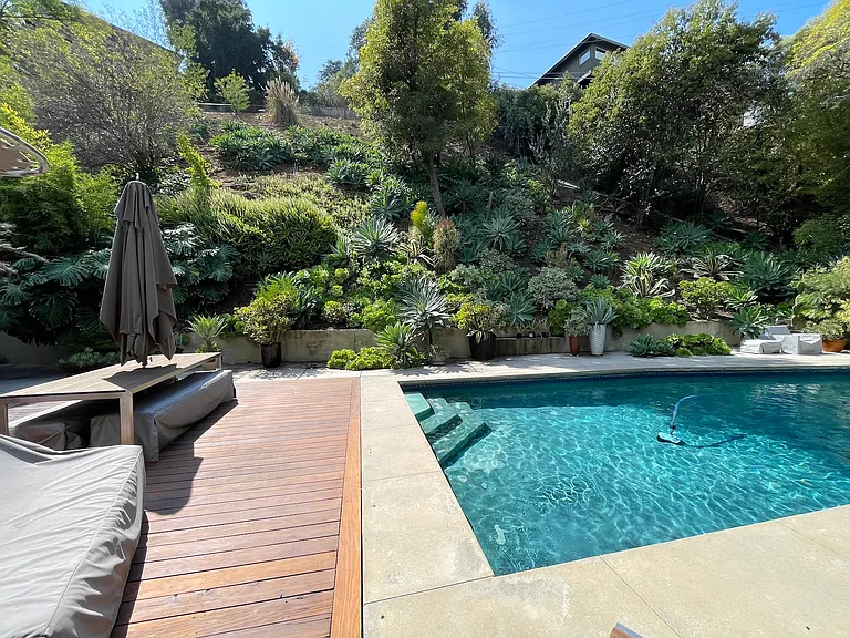 Canyon Oak Dr — Photo 40