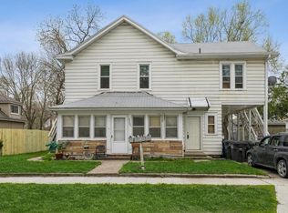 2305 E Walnut St, Des Moines, IA 50317