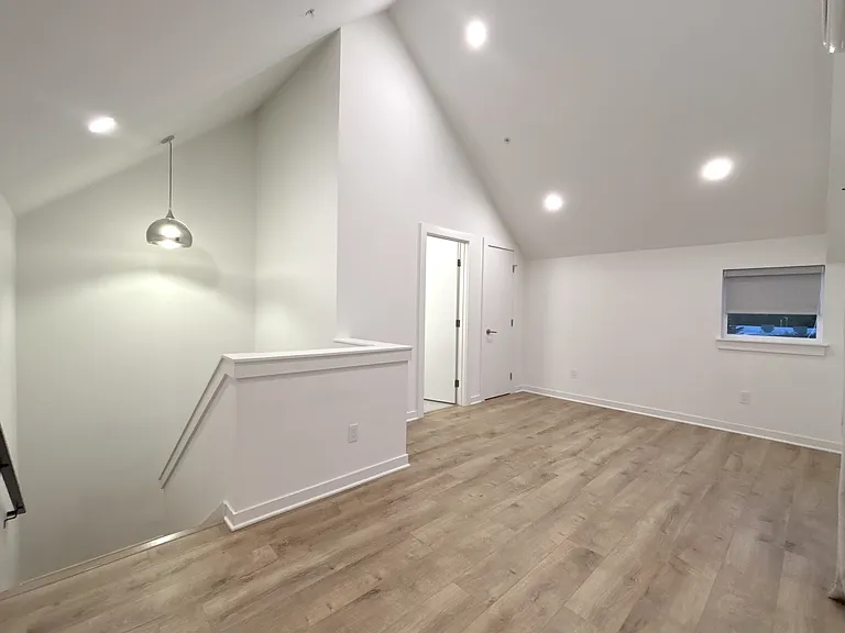 8595 Mary Ave NW — Photo 17