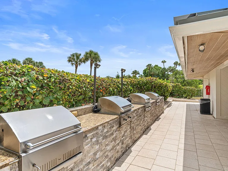 4301 N Ocean Blvd #1706 — Photo 33