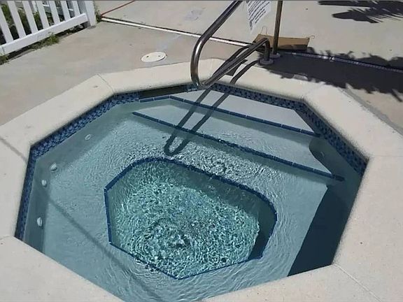 5th image of 15175 Stringfellow Rd #38