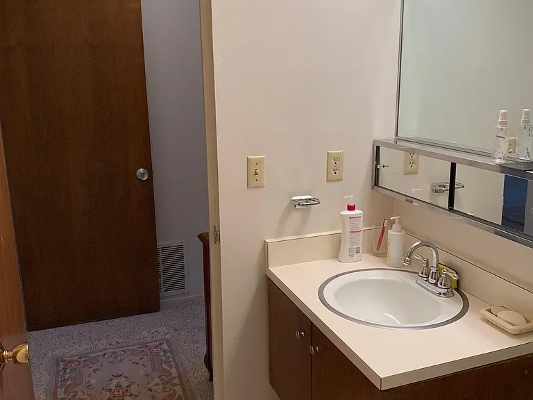 942 Lea Dr — Photo 14
