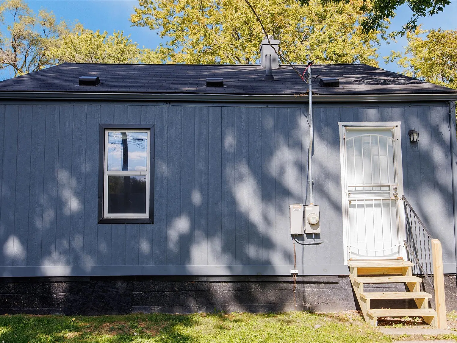 2 bed, 1.0 bath, 900 sqft, $1,200 — Photo 4