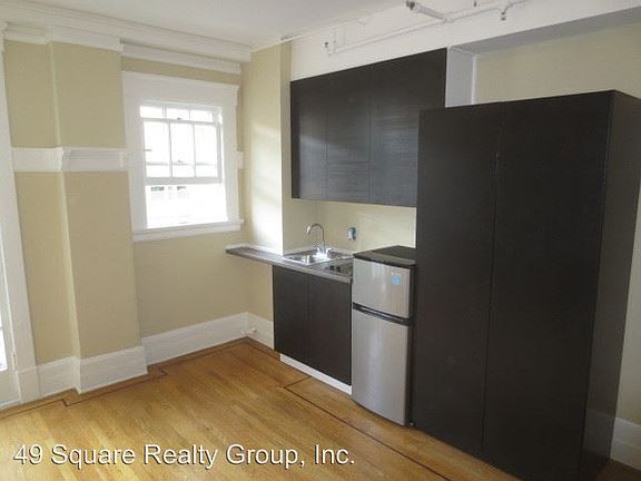 5th image of 81 9th St APT 201