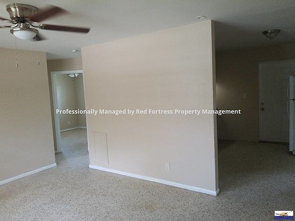 2nd image of 2923 Meadow Ave